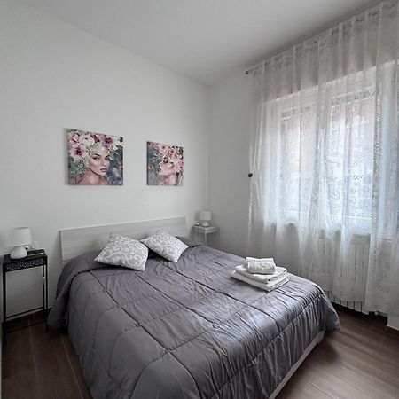 Bilocale In Bande Nere-Metro Rossa Duomo Apartment Милано Екстериор снимка