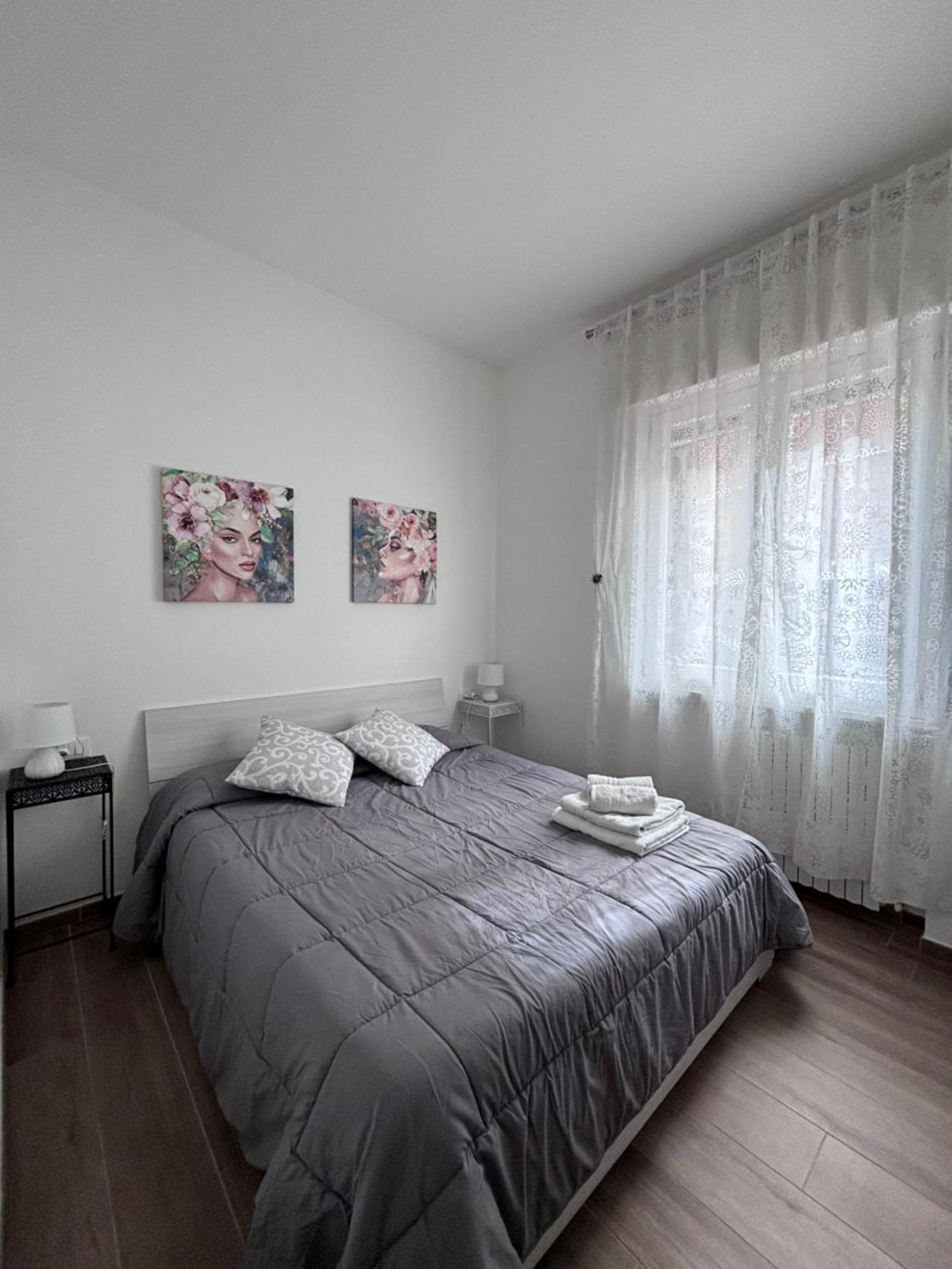 Bilocale In Bande Nere-Metro Rossa Duomo Apartment Милано Екстериор снимка
